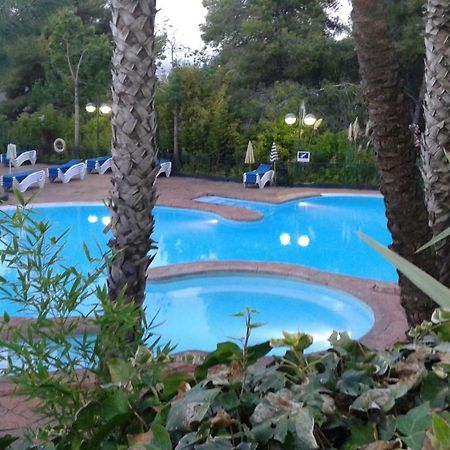 Festival village Salou Exteriör bild