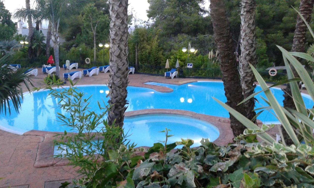 Festival village Salou Exteriör bild